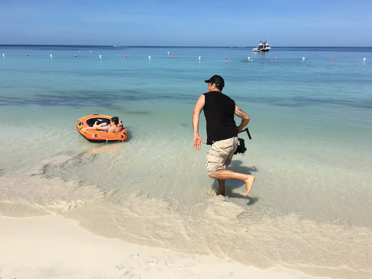Jez Smith on set - behind the scenes 17