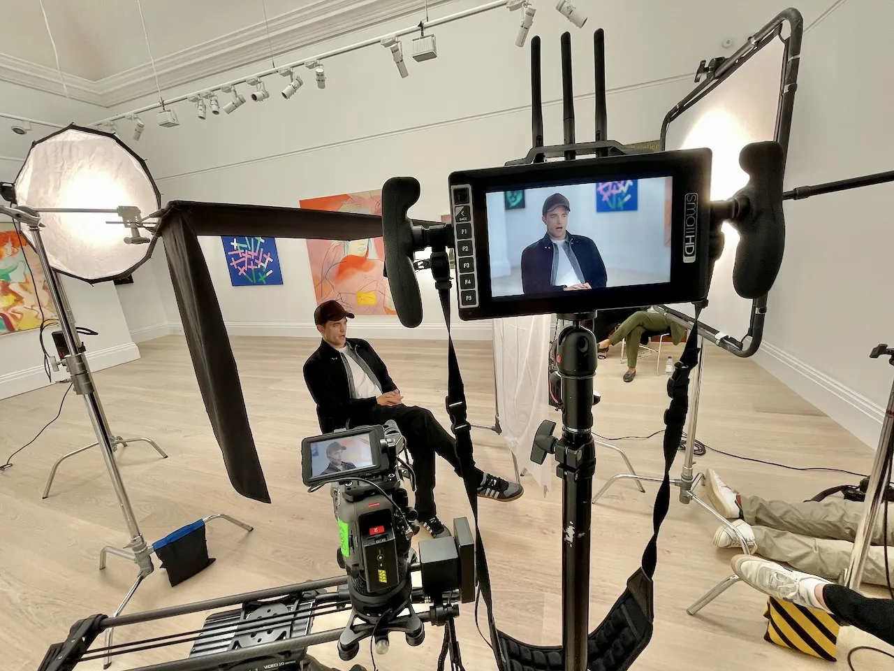 Jez Smith on set - behind the scenes 28