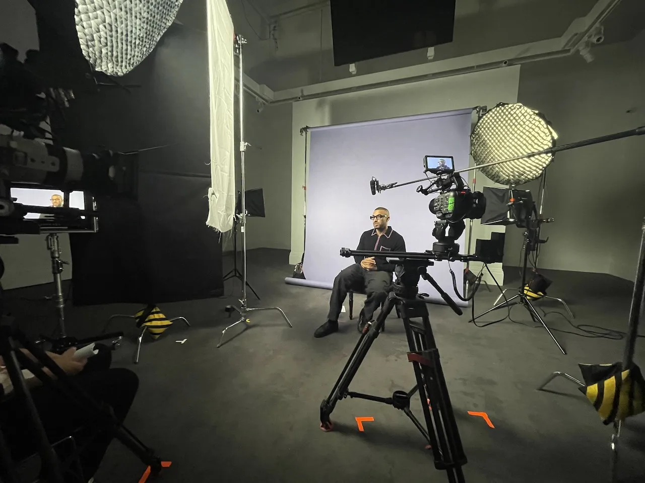 Jez Smith on set - behind the scenes 29