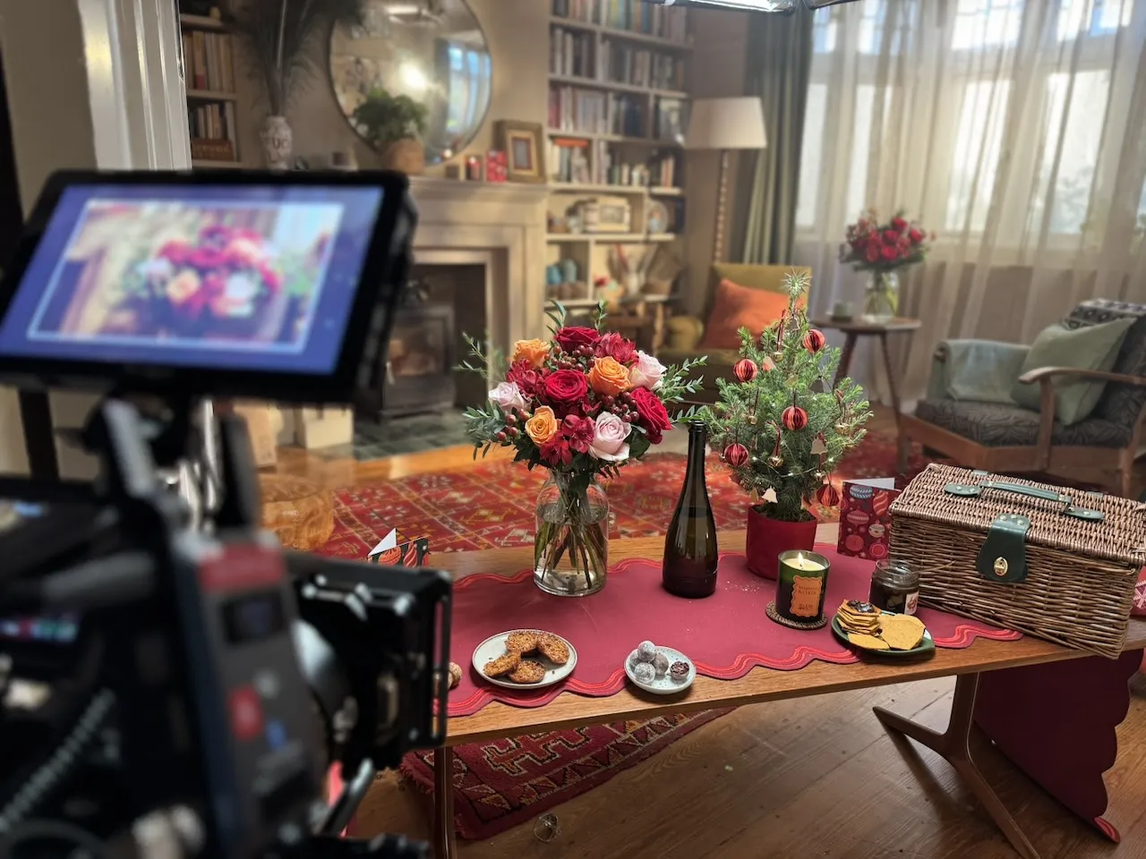 Jez Smith on set - behind the scenes 45
