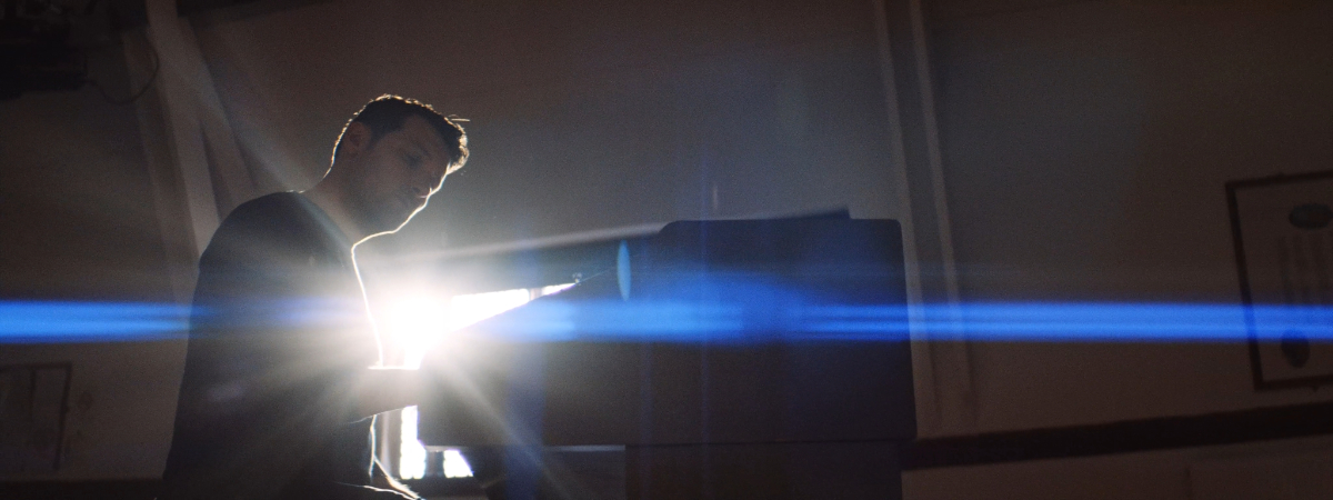 Deep Blue Sea - image 5